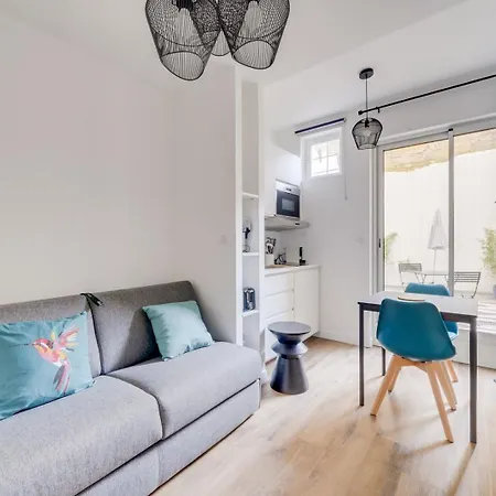 Lovely In Chartrons With Terrace Апартаменты