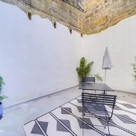 Lovely In Chartrons With Terrace *