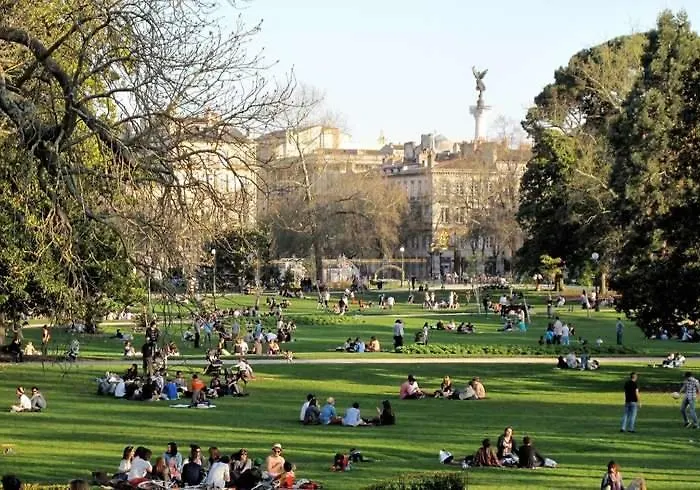 Lovely In Chartrons With Terrace Daire